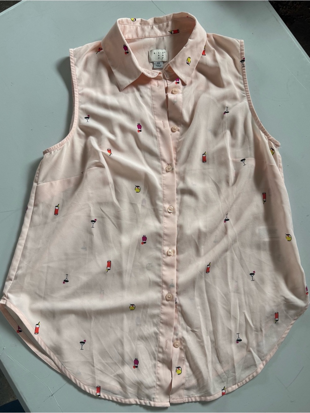 a new day Sleeveless Blouse in Light Pink with Cocktail Print